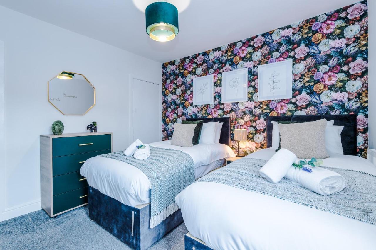 Stylish City-Centre Home: Chester Comfort for 6 Exterior photo