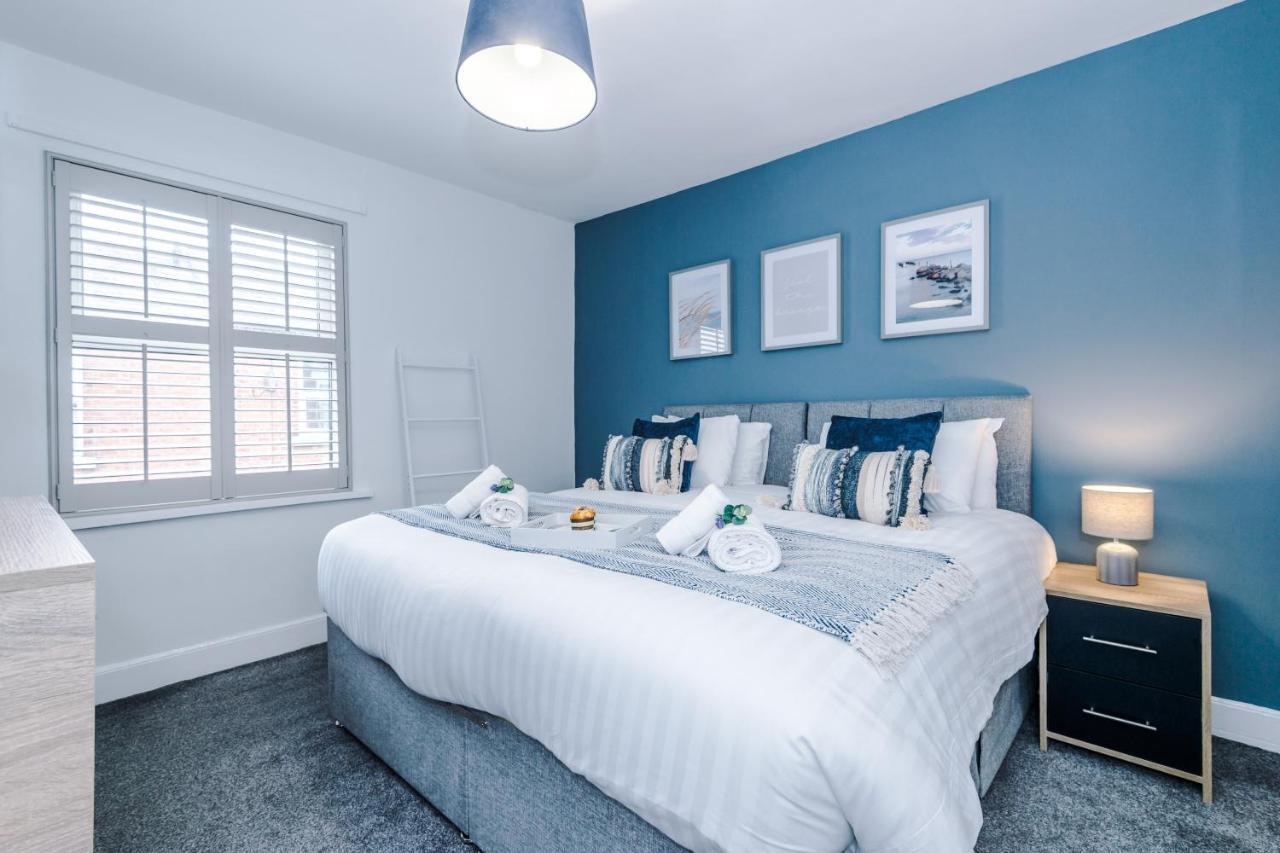 Stylish City-Centre Home: Chester Comfort for 6 Exterior photo