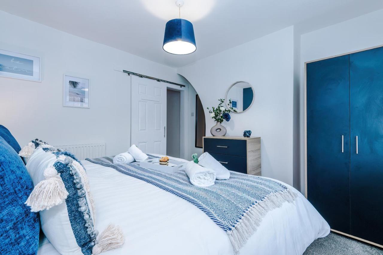 Stylish City-Centre Home: Chester Comfort for 6 Exterior photo